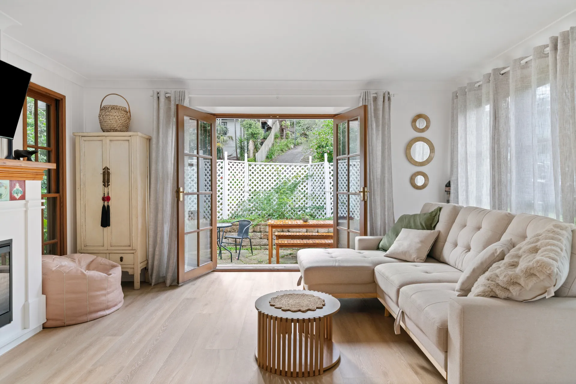 Relaxing Lounge