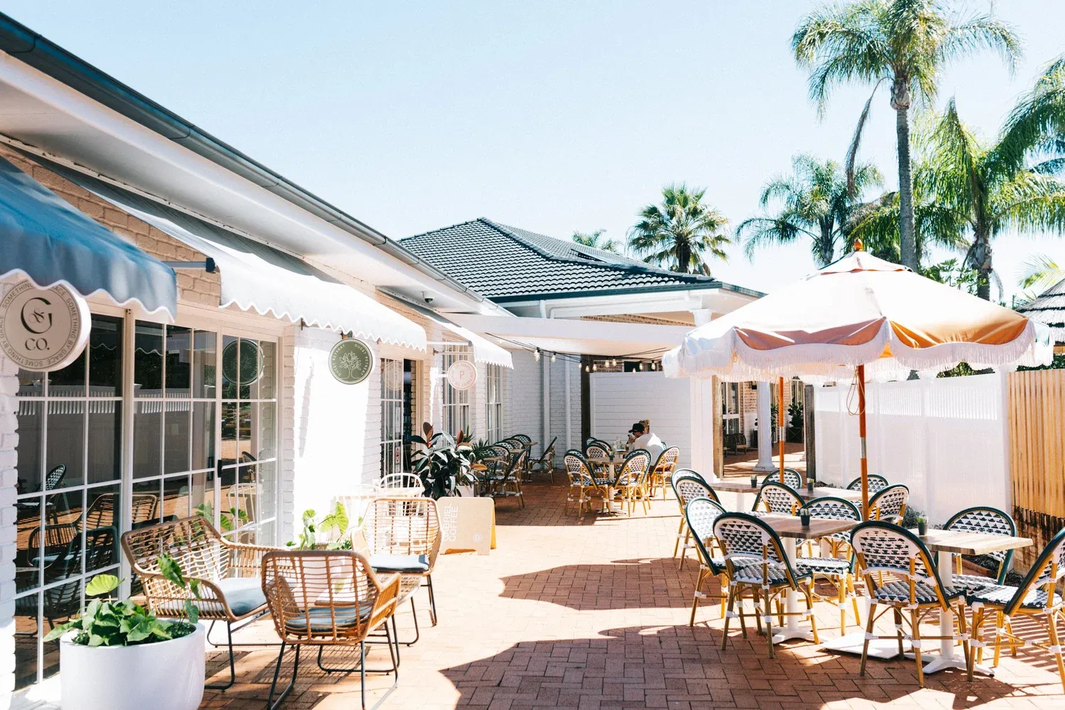 The Pantry, Forresters Beach